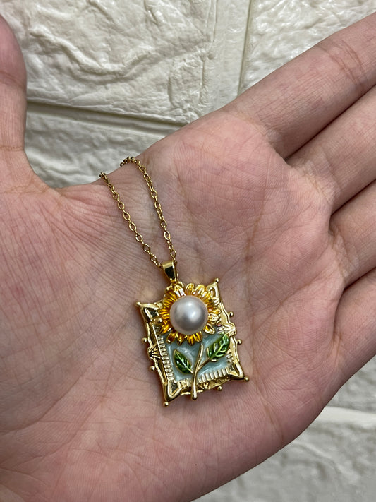 Camila Necklace