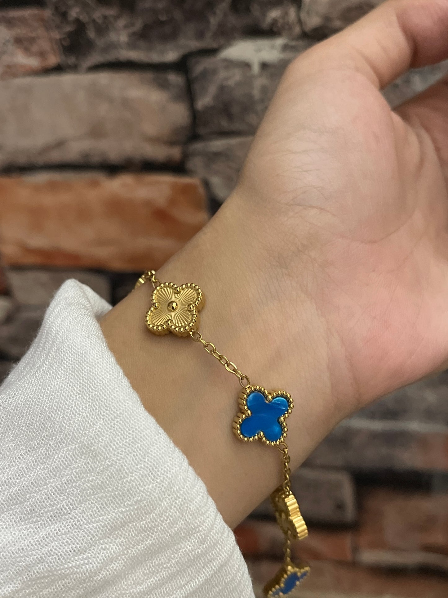 Clover Bracelet ( Sky blue + Gold )
