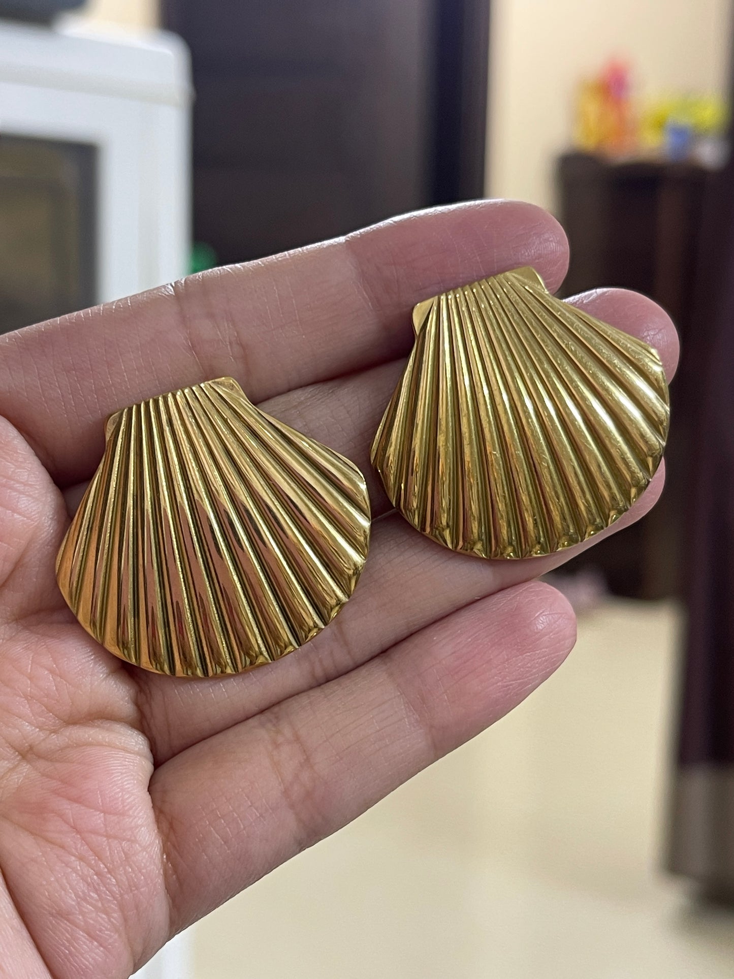 Shell Earrings