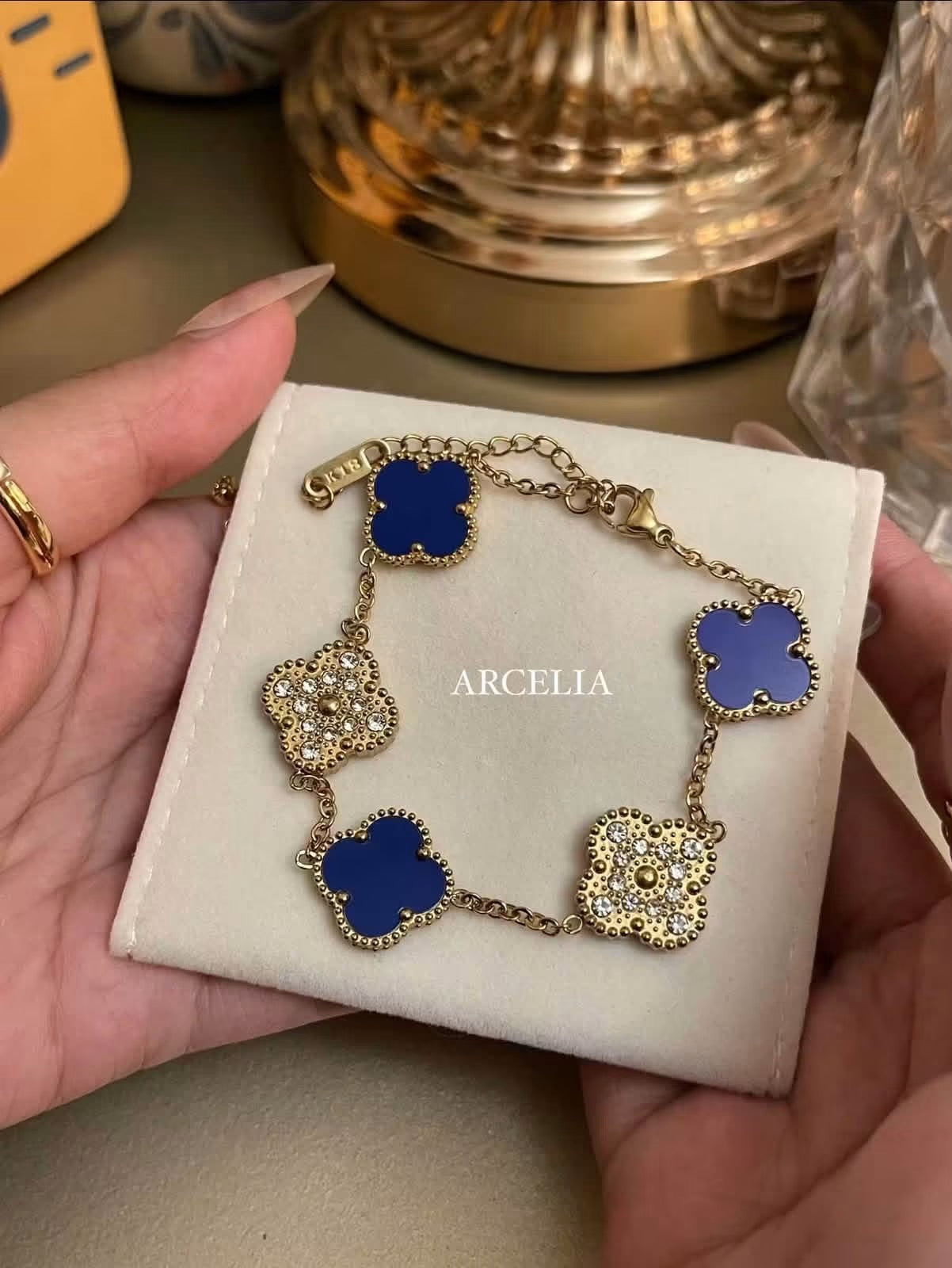 Premium 18 k clover bracelet