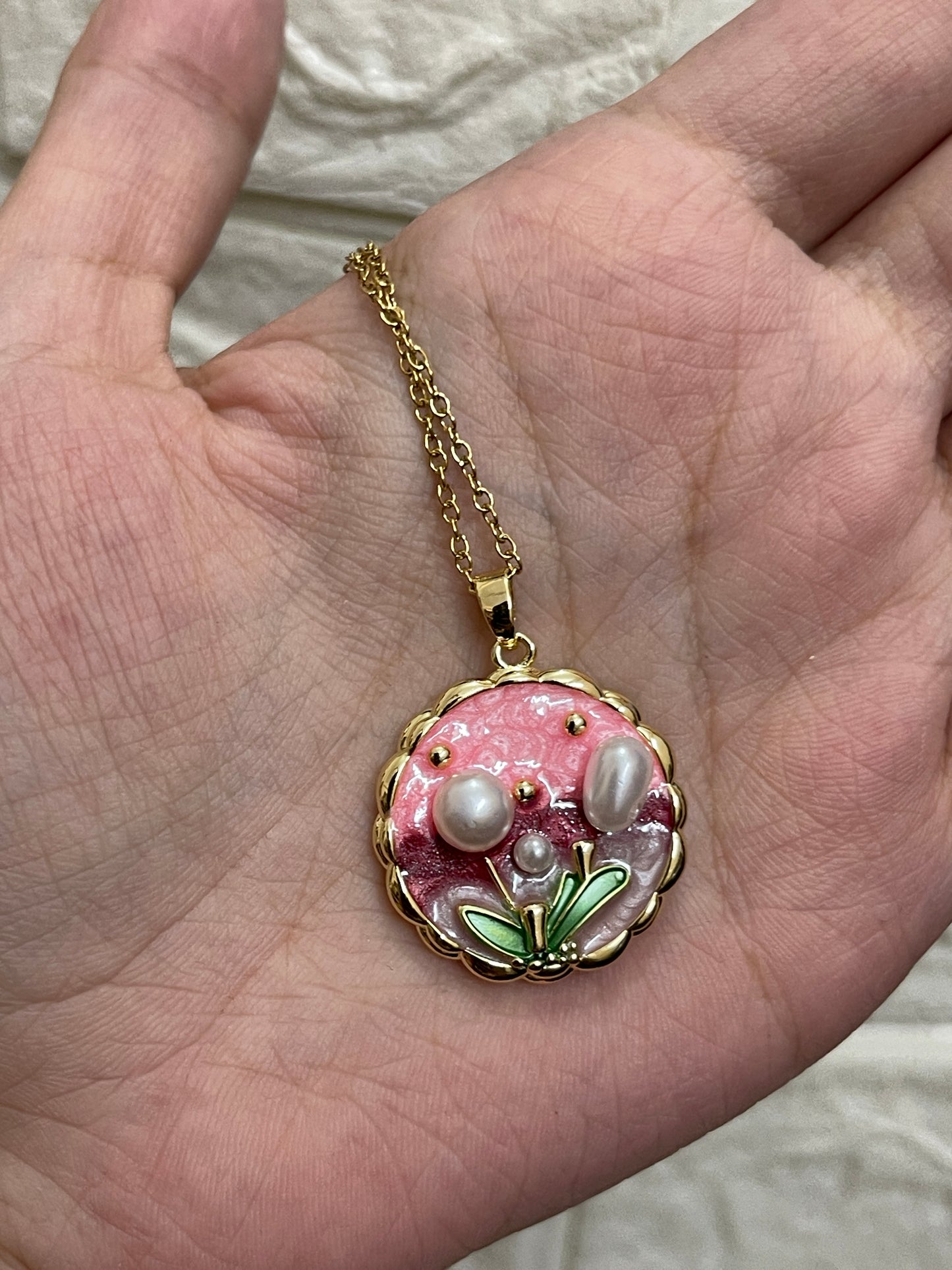 Veyra Necklace