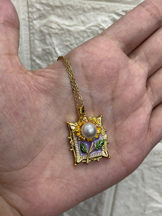 Kate Necklace