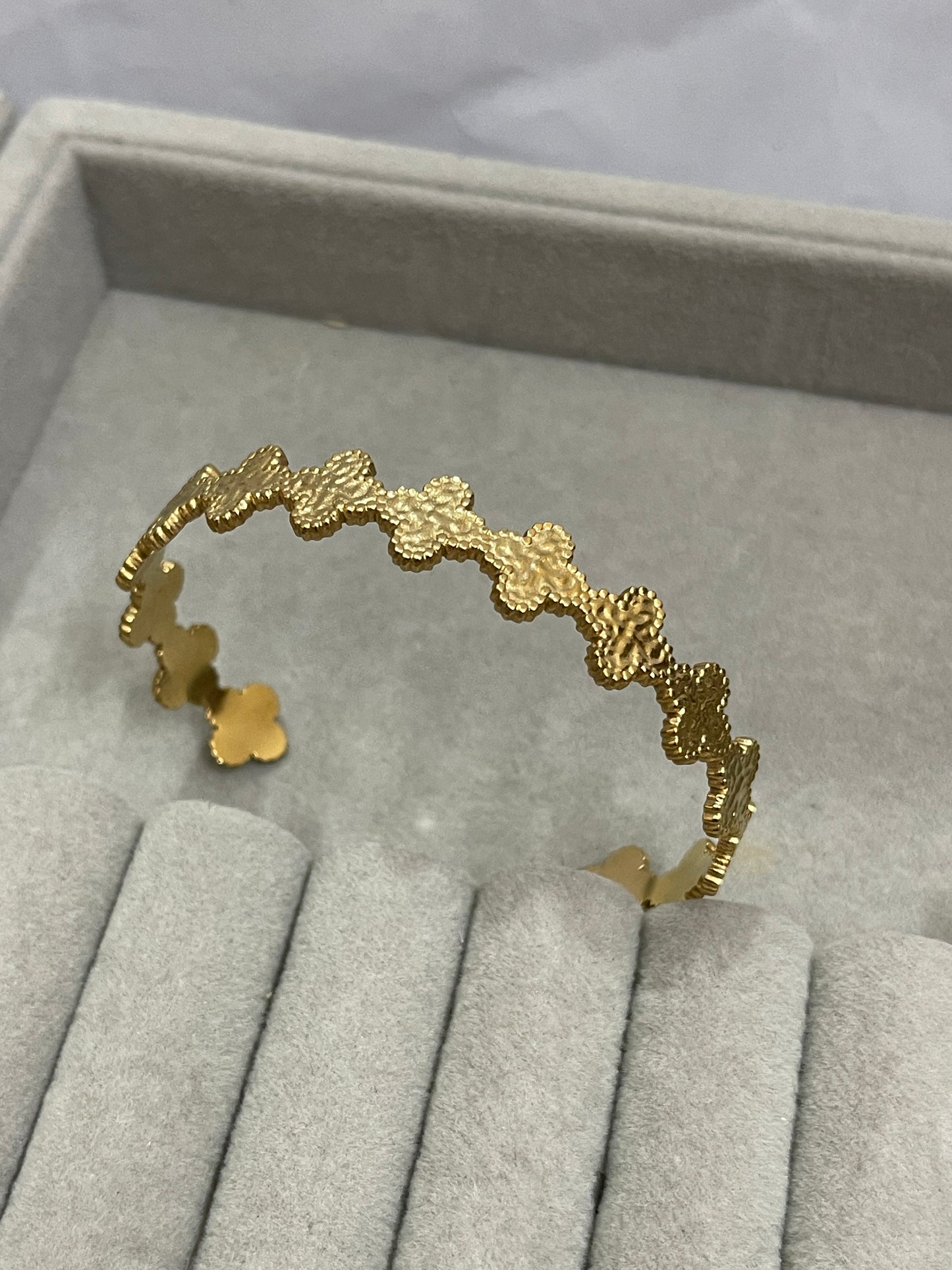 Nyssa Cuff