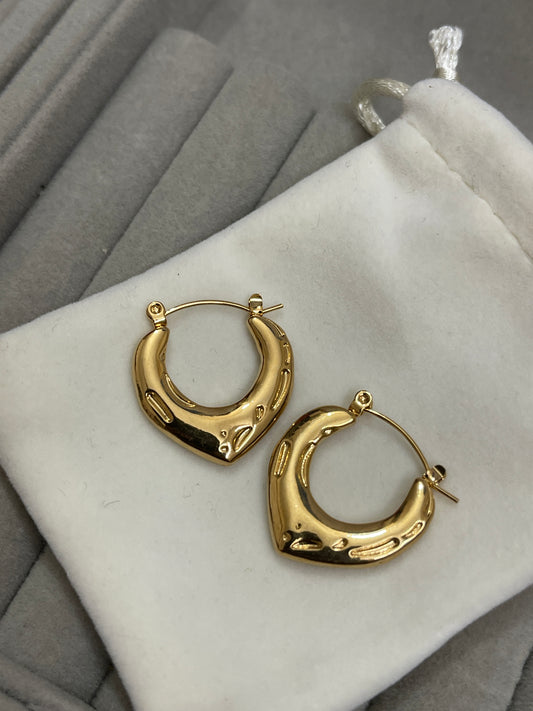 Luna Hoops