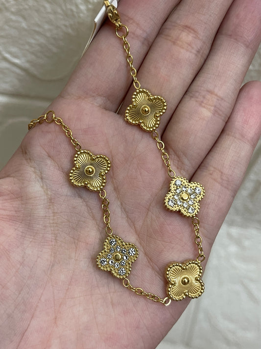 Stone Clover Golden bracelet(Small)