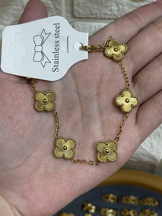 Golden Clover Bracelet Small