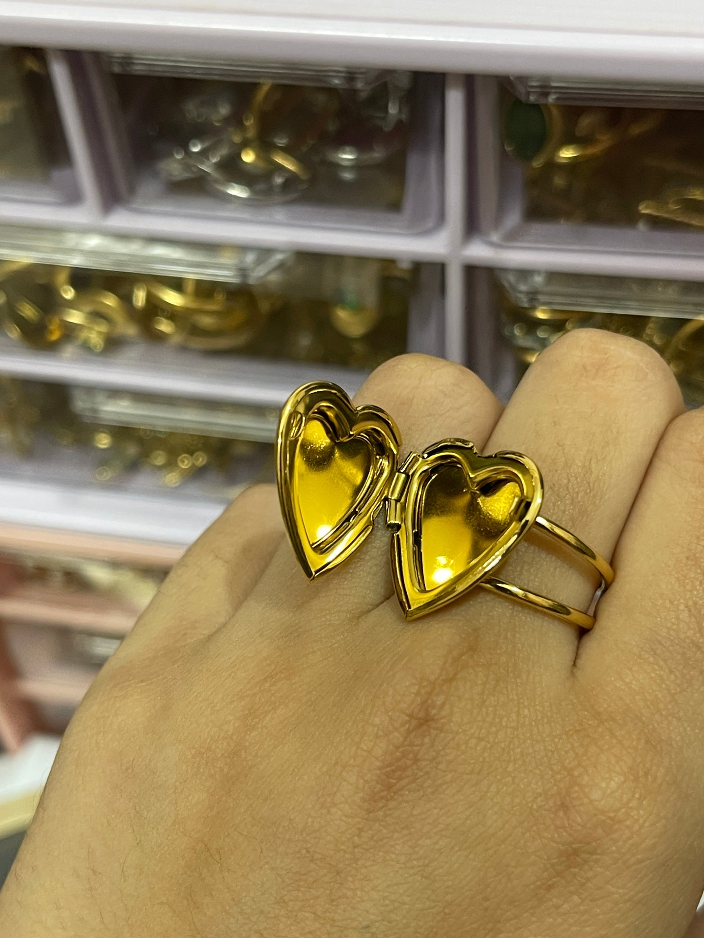 Stainless Steel Ring 070 (Heart)
