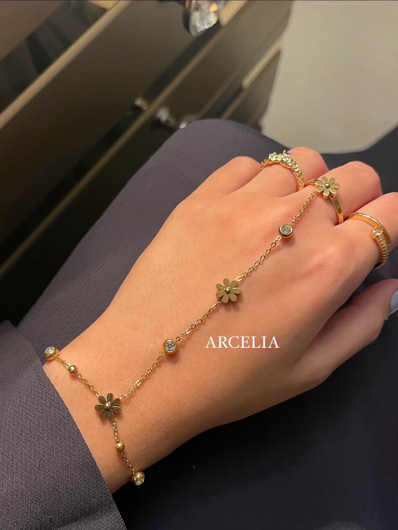 Stainless steel handchain