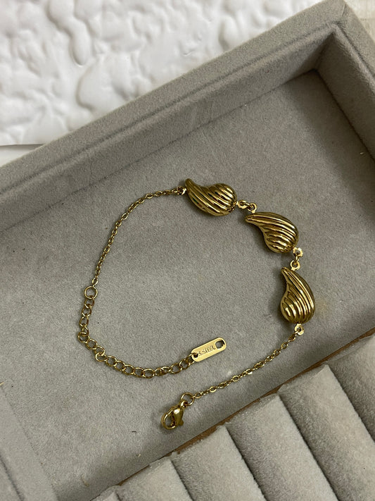 Shell Bracelet