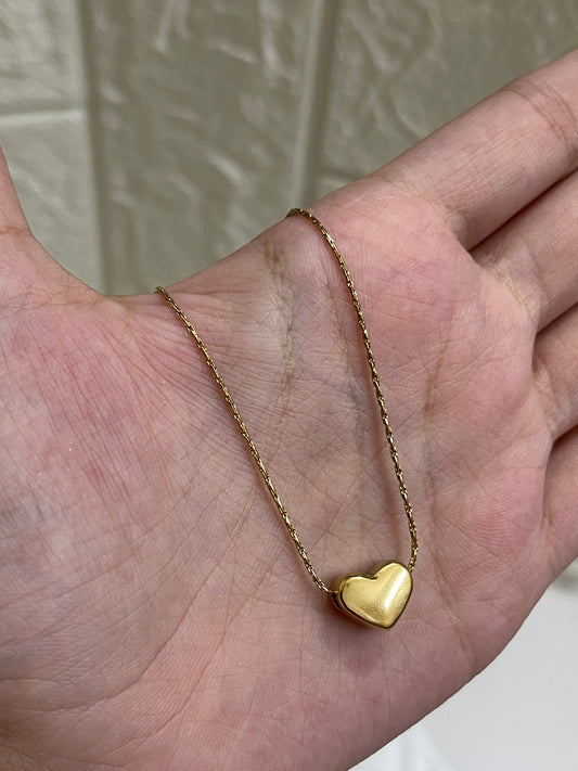 Amoura Heart Pendant