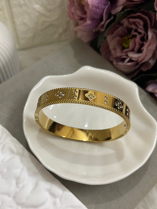 Elya Bangle