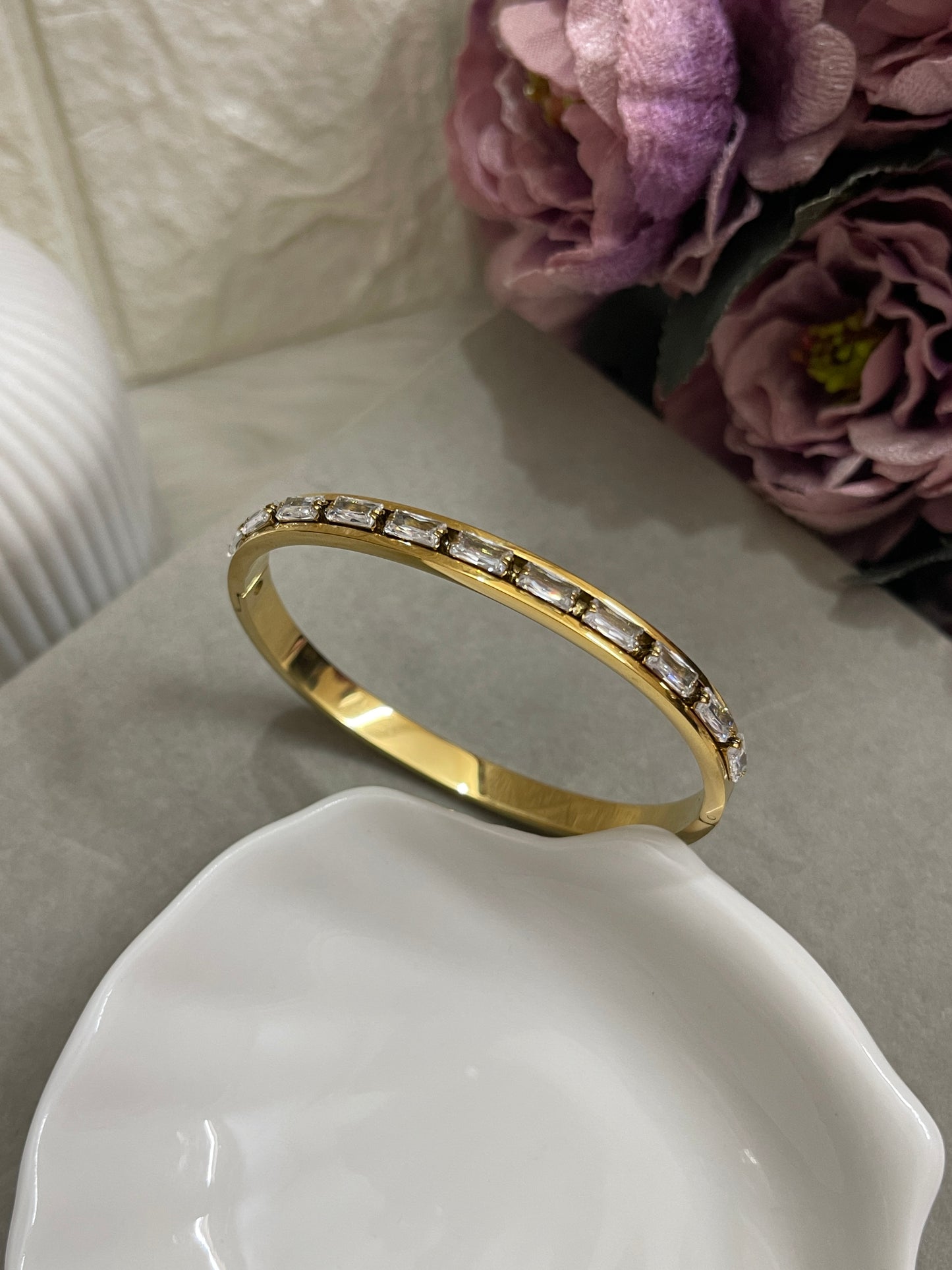 Avinea Bangle