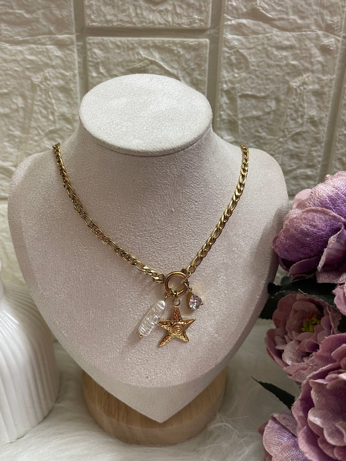 Iselune Necklace