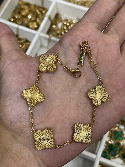 Golden Clover Bracelet