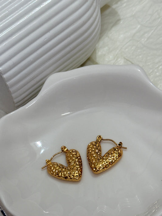 Amora Heart Hoops
