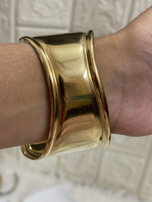 Carnation Cuff