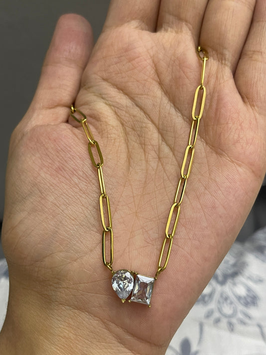 Anastasia Necklace (Golden)