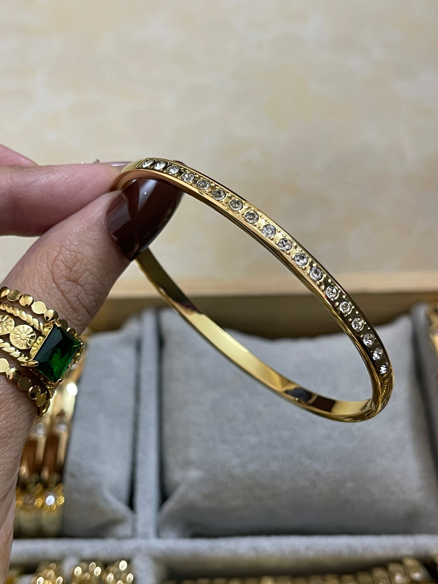 Velina Bangle