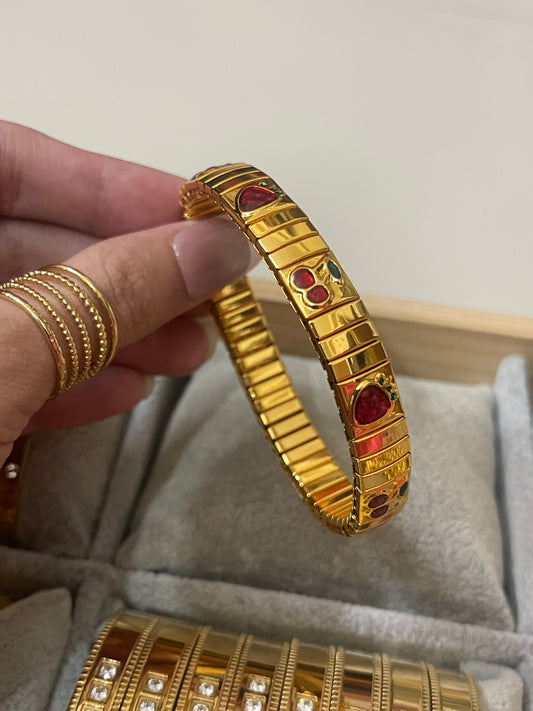 Stretchable Cherry- Strawberry Bracelet Golden