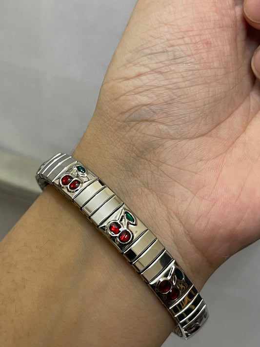 Stretchable Cherry Bracelet Silver