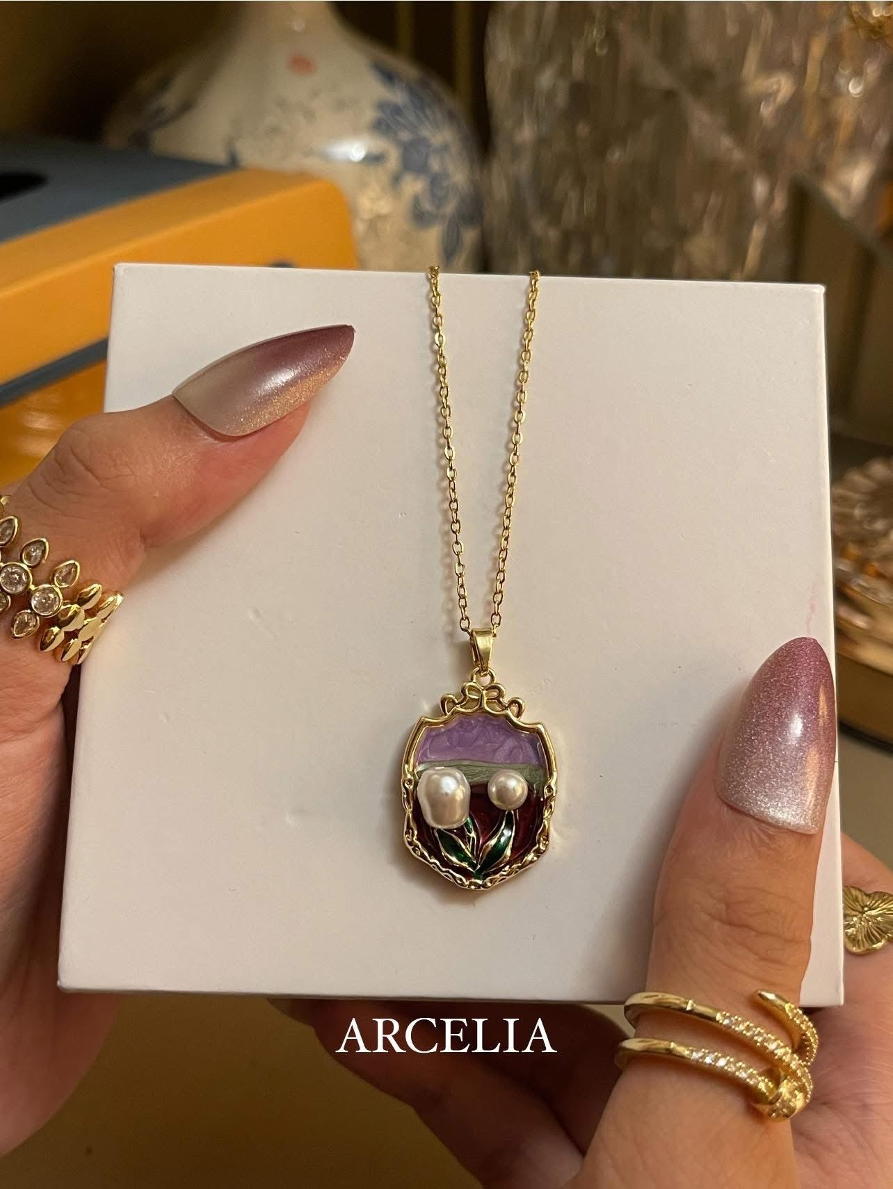 Elaria Necklace
