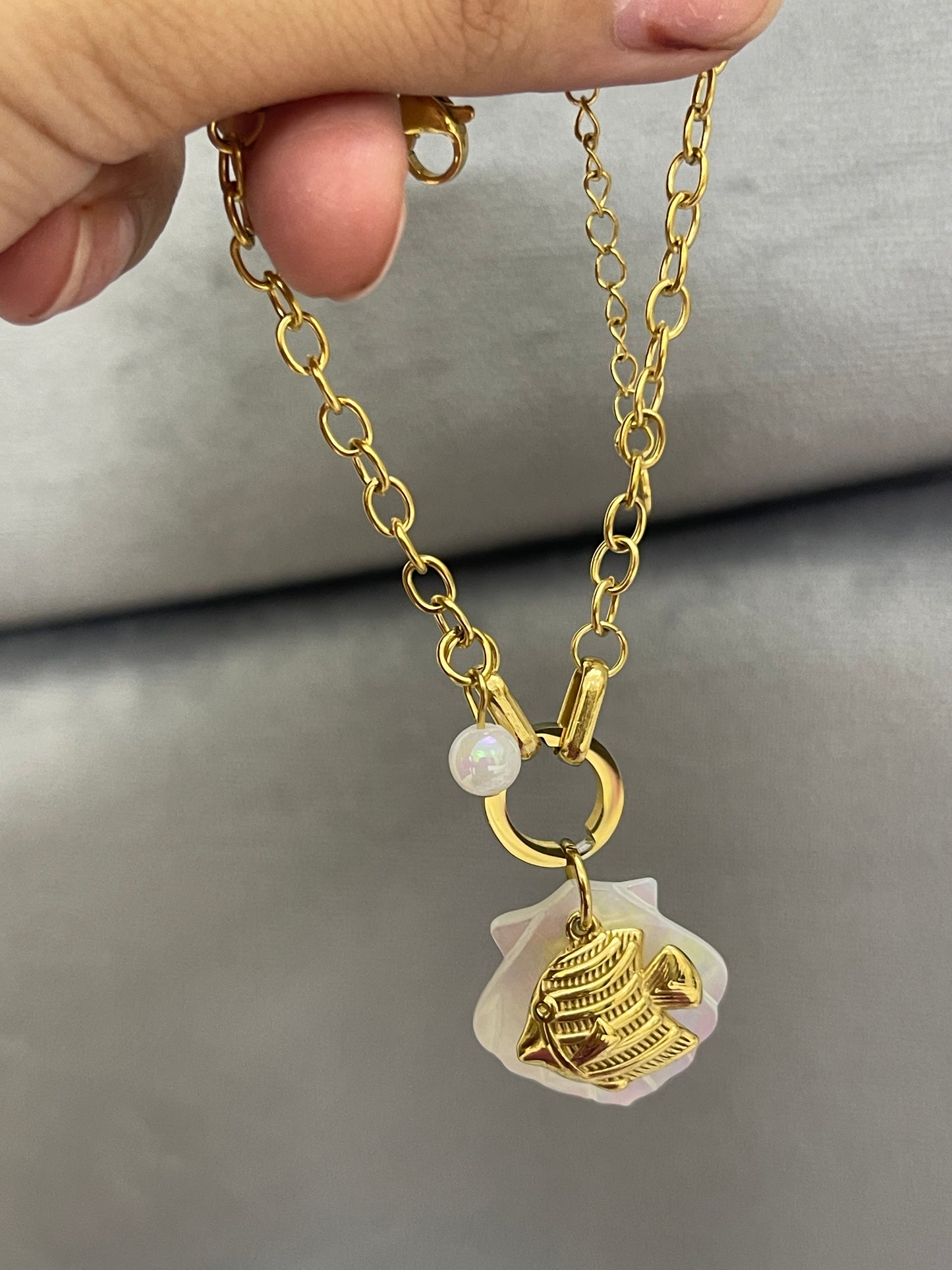 Shell Charm Bracelet (Fish)
