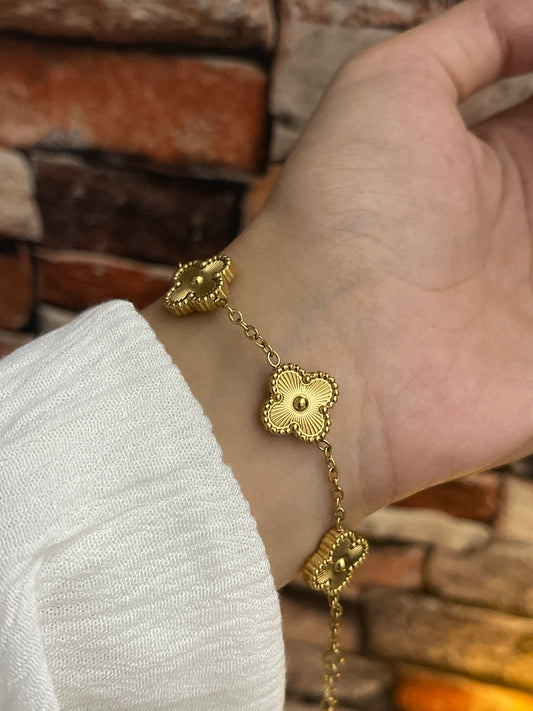 Golden Clover Bracelet Small