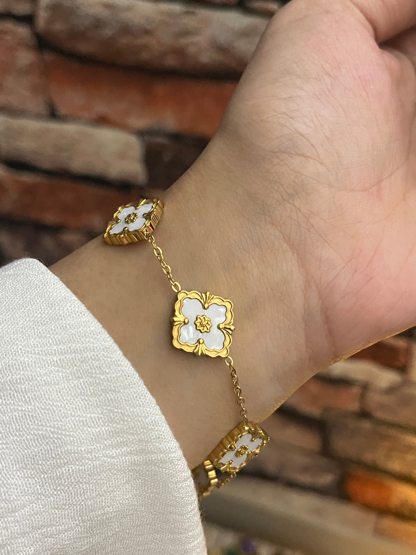 Andrea Bracelet White