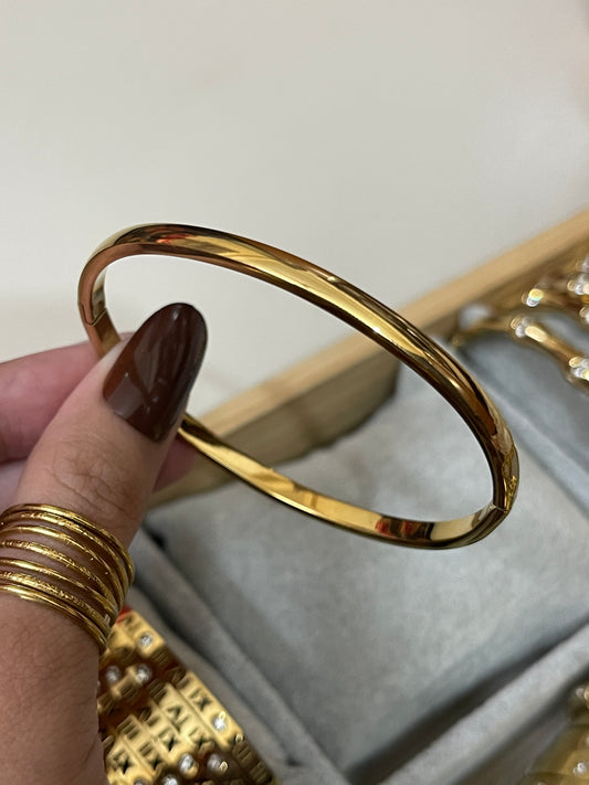 Yuna Bangle