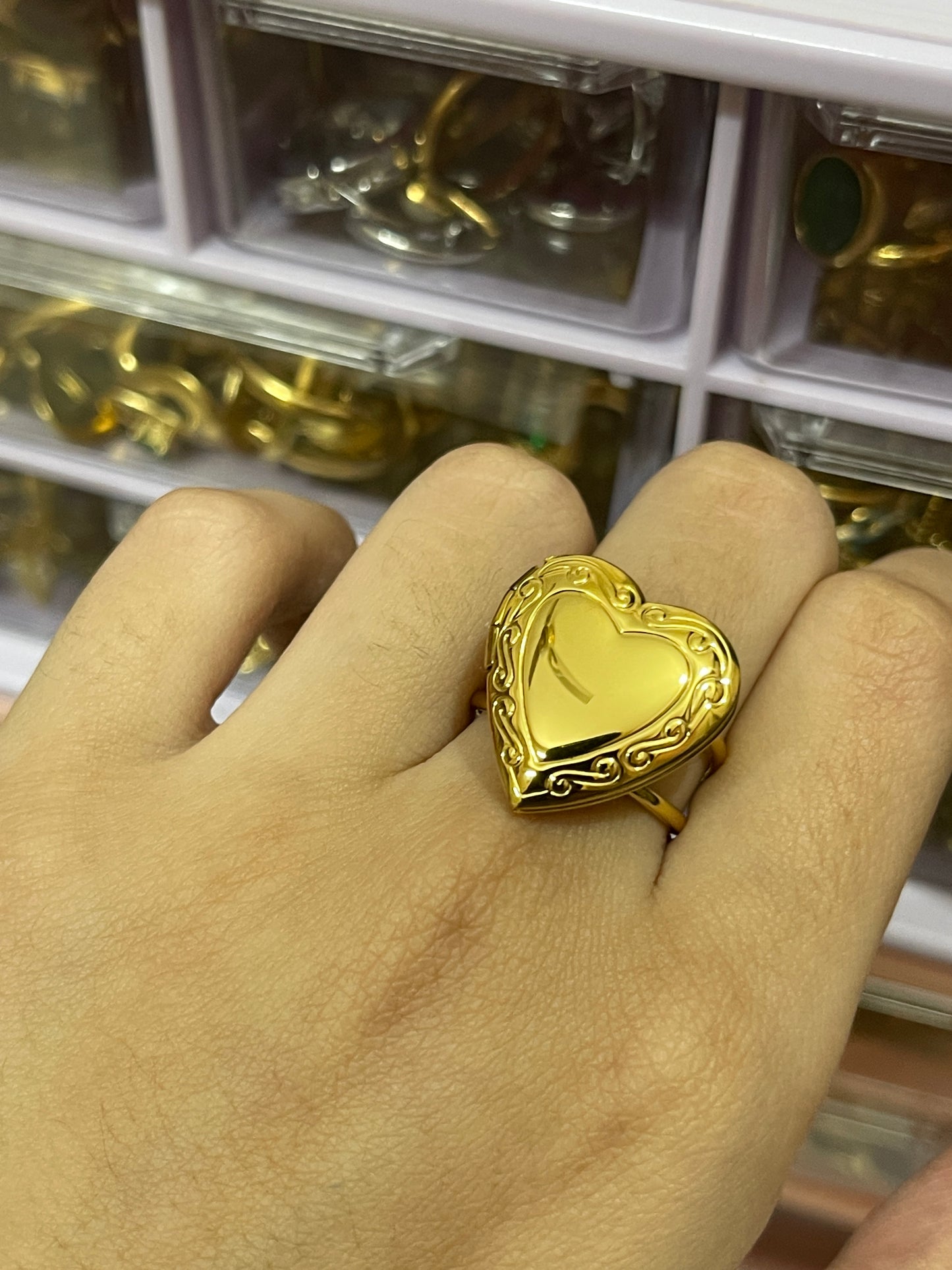 Stainless Steel Ring 070 (Heart)