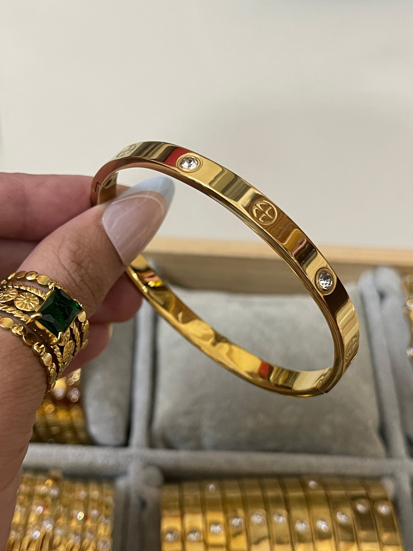Plus Cartier Bangle