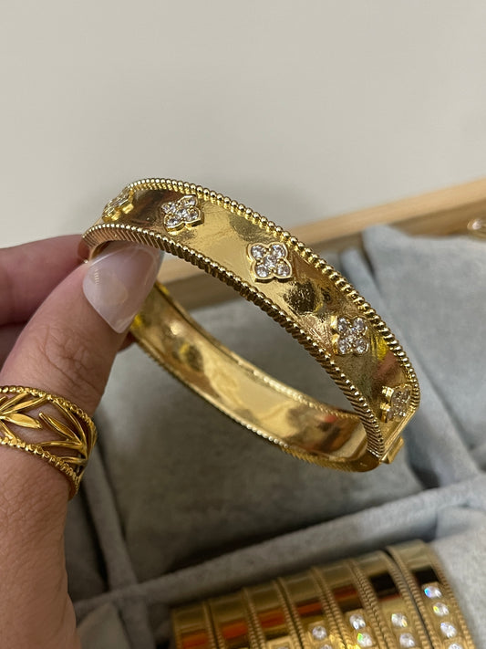 Aura Bangle