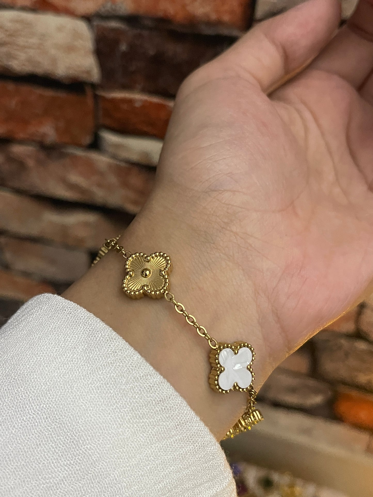 White & Gold Clover Bracelet