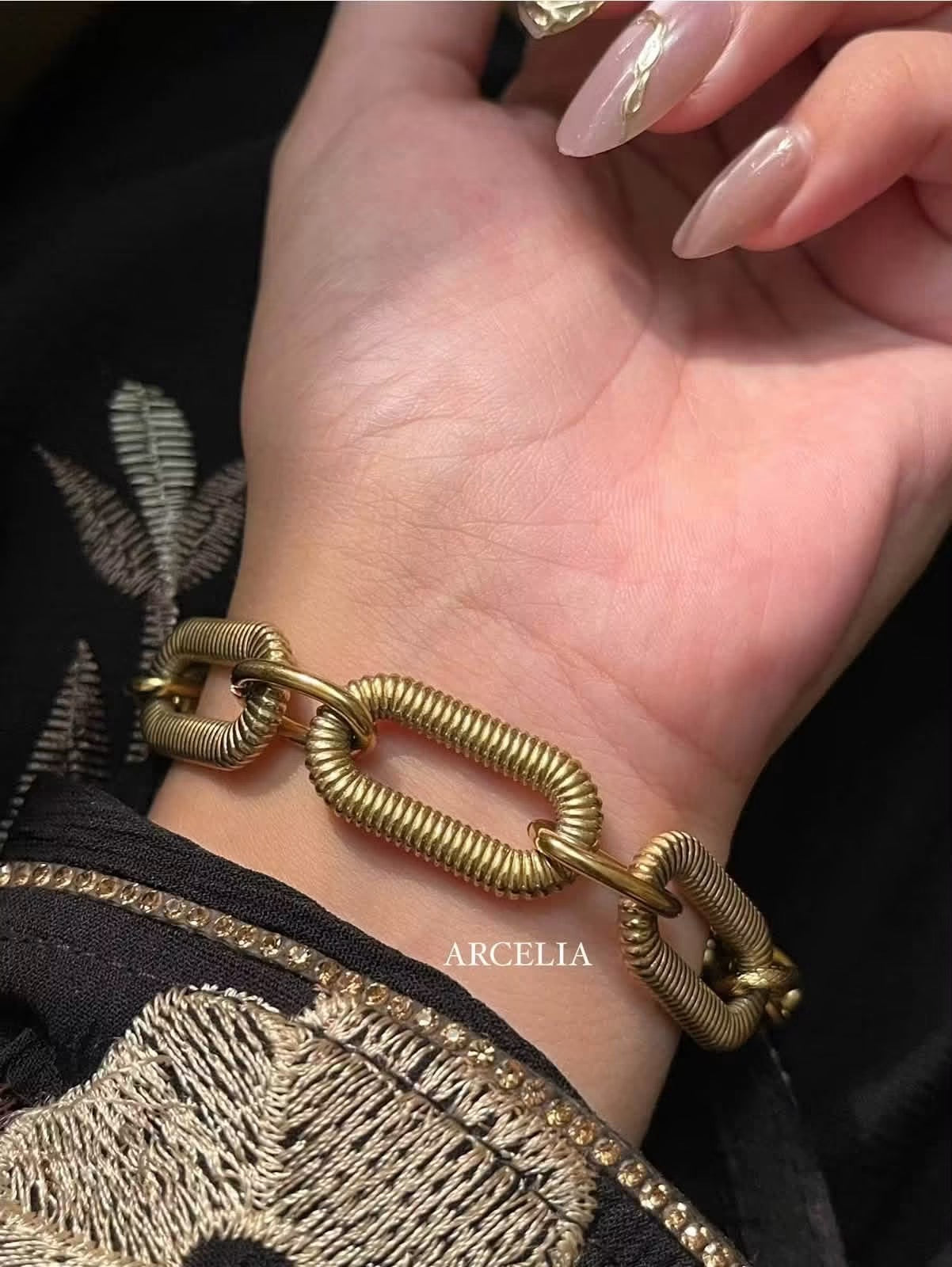 Chain style bracelet