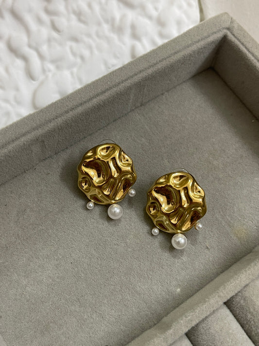 Doreva Earrings