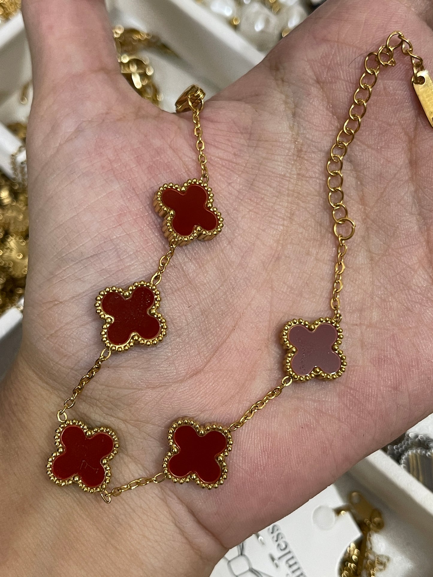 Clover Bracelet ( Maroon )