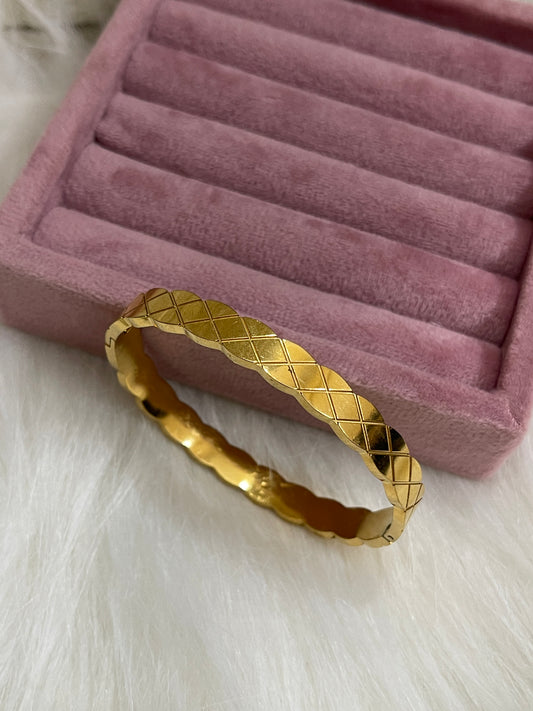 Solstice Bangle